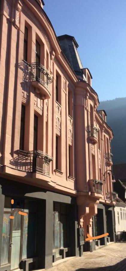 Weiss Little Palace Braşov Esterno foto