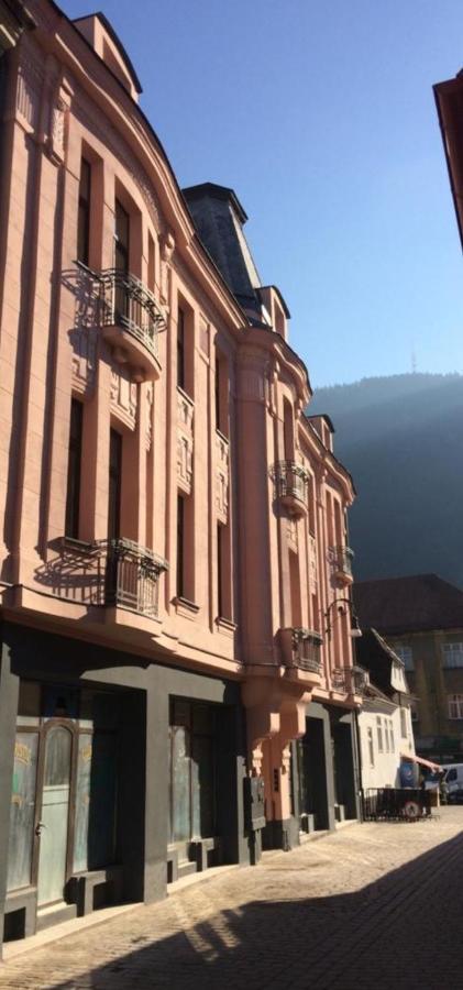 Weiss Little Palace Braşov Esterno foto